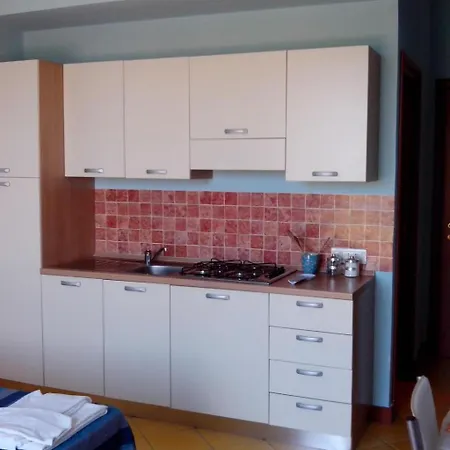 公寓 Einzimmerwohnung Mit Terrasse By Interhome *