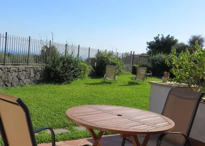 Einzimmerwohnung Mit Terrasse By Interhome