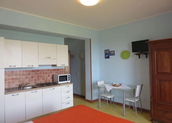Einzimmerwohnung Mit Terrasse By Interhome